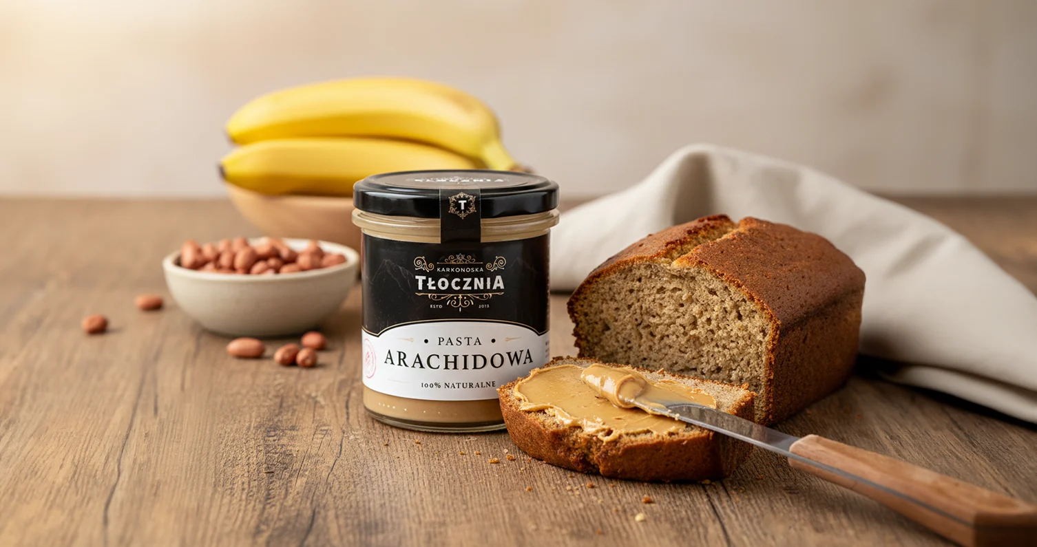 Chlebek bananowy z masłem orzechowym